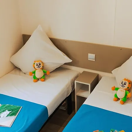 Κάμπινγκ Mobil-home Avec Terrasse - 3 Chambres, 6 Personnes - Api-1-52-1452 *