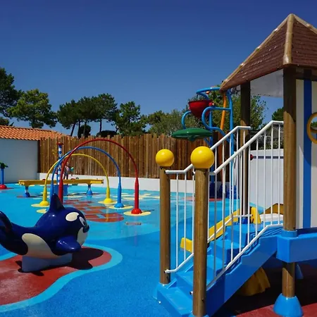 Mobil-home Avec Terrasse - 3 Chambres, 6 Personnes - Api-1-52-1452 Κάμπινγκ Σαιν-Ζαν-ντε-Μον