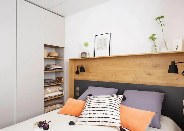 Mobil-home Avec Terrasse - 3 Chambres, 6 Personnes - Api-1-52-1452 * Saint-Jean-de-Monts