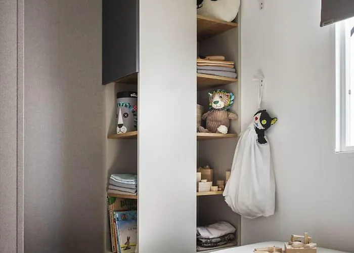 Mobil-home Avec Terrasse - 3 Chambres, 6 Personnes - Api-1-52-1452